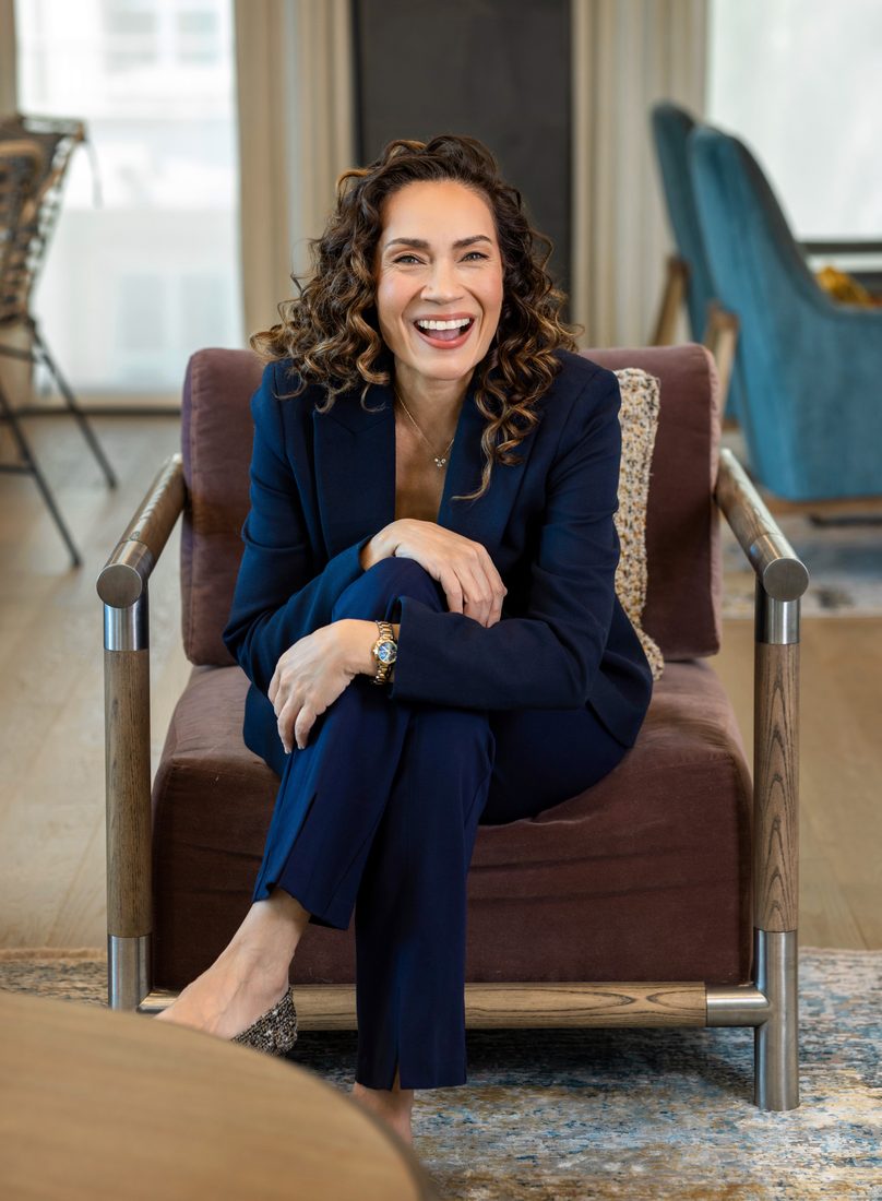 Tampa Bay Woman Professional Headshot